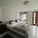 Főnix Apartamento *