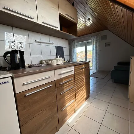 Fonix Apartmanhaz Vonyarcvashegy