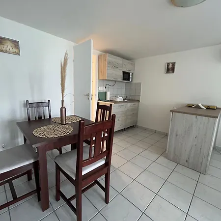Fonix Apartmanhaz Lejlighed