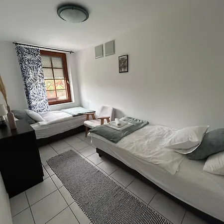 Apartament Fonix Apartmanhaz Vonyarcvashegy
