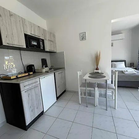 Fonix Apartmanhaz Lejlighed Vonyarcvashegy
