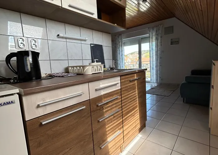 Fonix Apartmanhaz פוניארצוושהג'