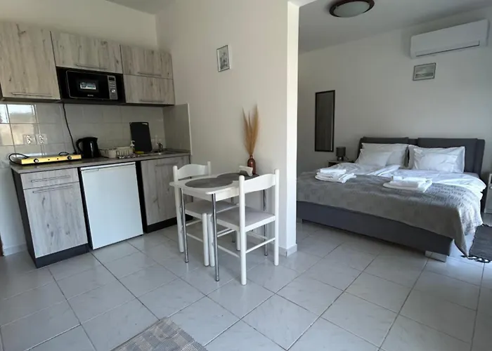 Apartment Fonix Apartmanhaz