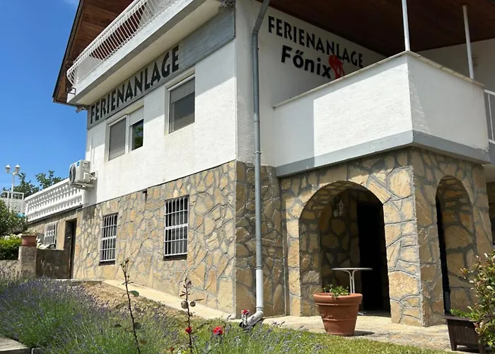 Fonix Apartmanhaz *